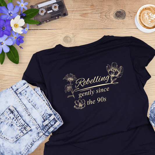 Rebelling since the 90s  Relaxed womens T-shirt